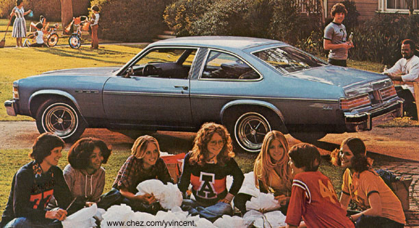 Coupé Skylark 1977 à arrière ouvrant
