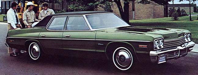 1974_Monaco_sedan_4d.JPG